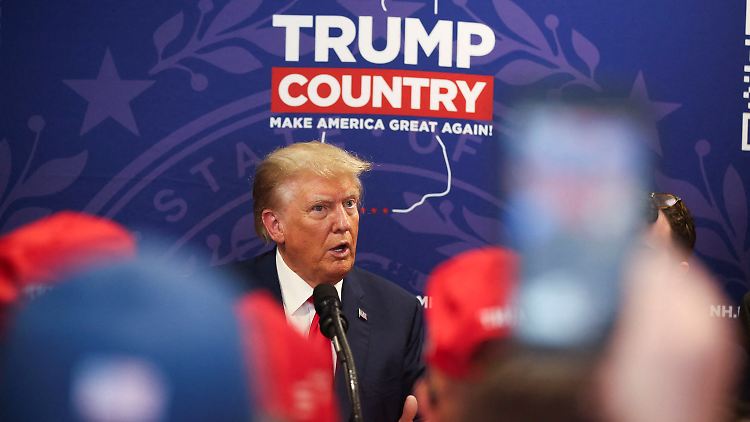 Der kompromittierende Audio-Mitschnitt kommt Trump im Wahlkampf ungelegen. 