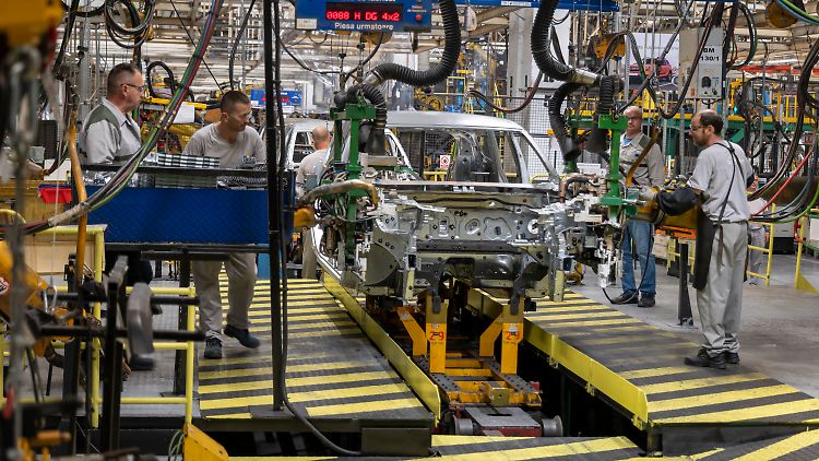 Tausende Ingenieure haben jahrelang "daran gearbeitet, aus dem Renault einen Dacia zu machen".
