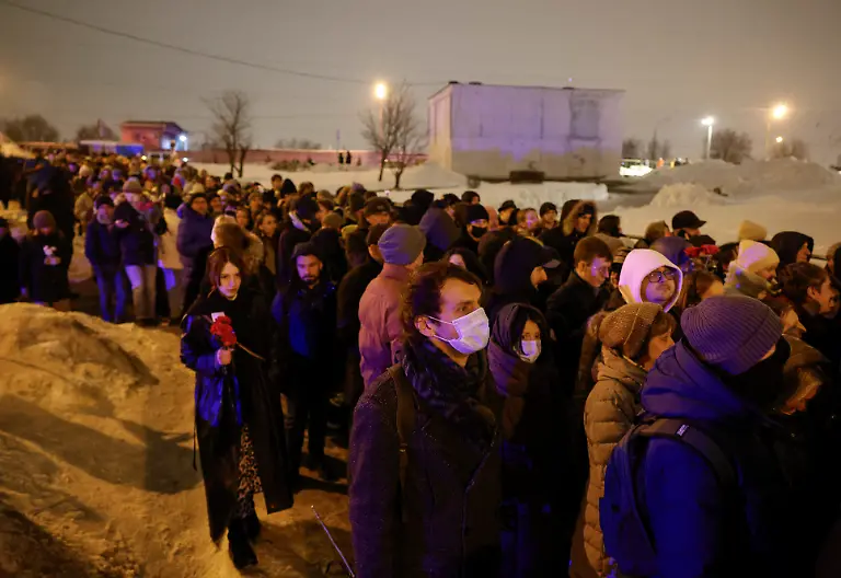2024-03-01T180449Z-288376234-RC24D6A4AR5D-RTRMADP-3-RUSSIA-NAVALNY-FUNERAL
