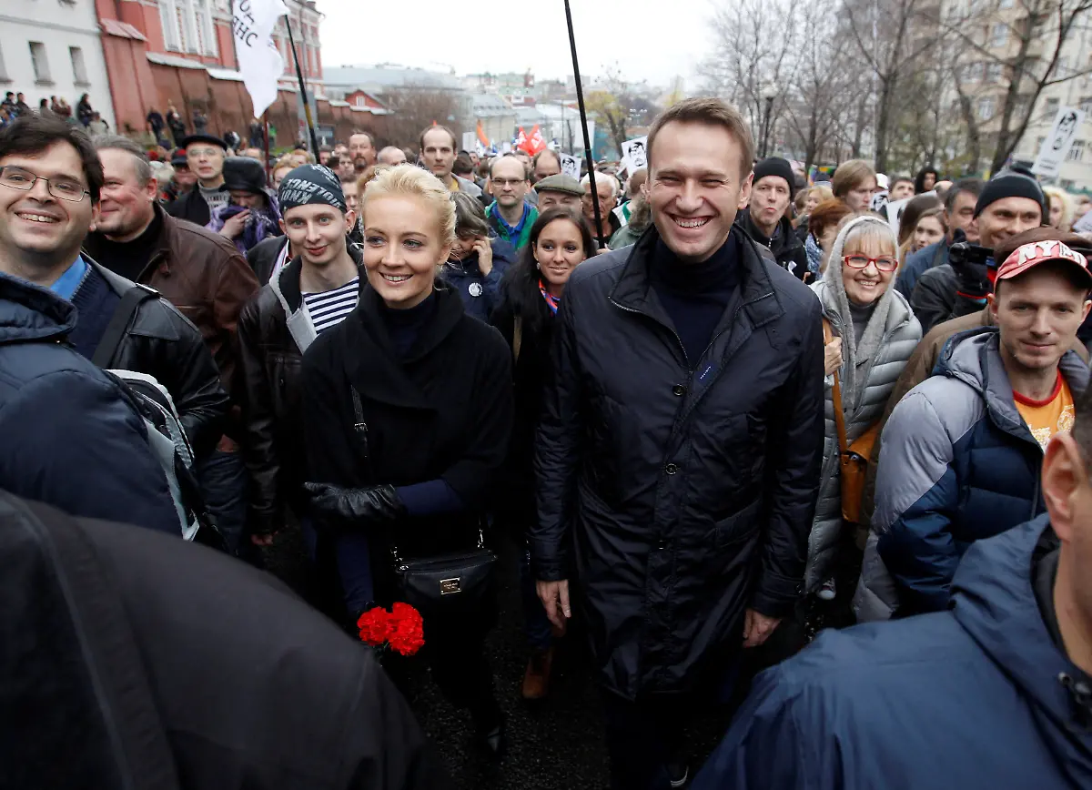 2024-02-28T111806Z-1140093364-RC2MB6AH5HS2-RTRMADP-3-RUSSIA-NAVALNY-DEATH-FUNERAL