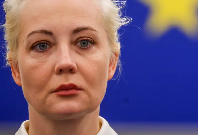 2024-02-28T112606Z-474765261-RC2MB6AQ96UL-RTRMADP-3-RUSSIA-NAVALNY-EU