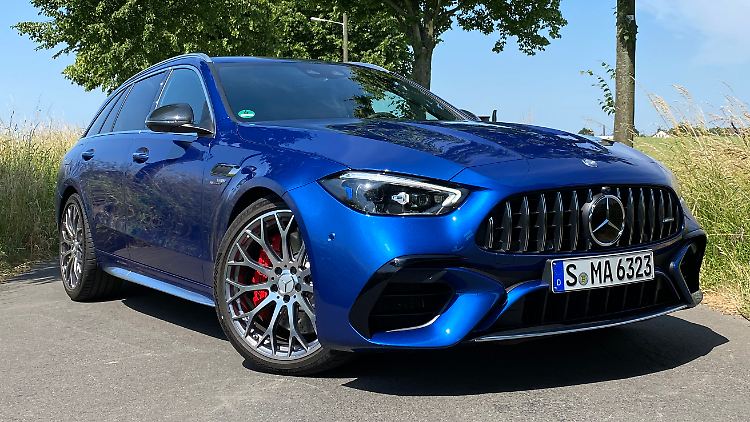 Der "Panamericana"-Grill sowie ein üppiger Stoßfänger verleihen der schnellsten C-Klasse Überhol-Prestige. Und die Fahrleistungen rechtfertigen das durchaus.