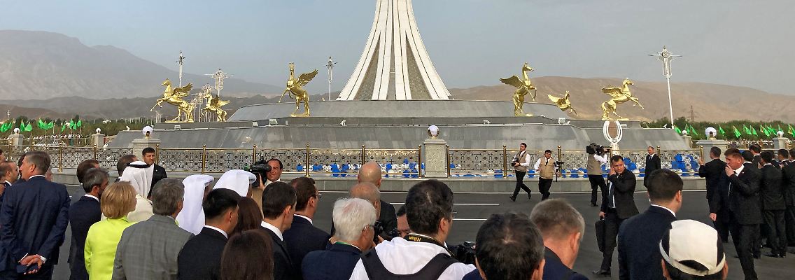 2023-06-29T103010Z_1233244188_RC2YS1A3UU3S_RTRMADP_3_TURKMENISTAN-CITY.JPG