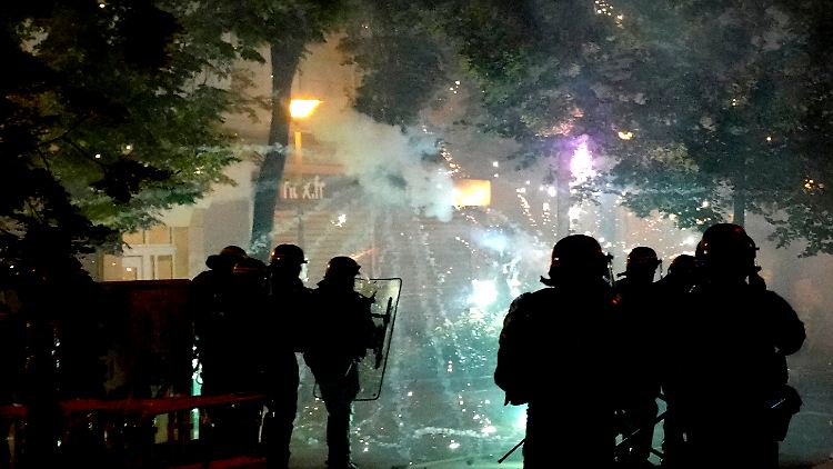 Landesweit waren 40.000 Polizisten im Einsatz.