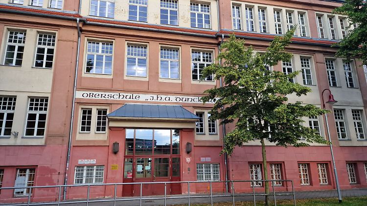 Die 15-Jährige besuchte die Duncker Oberschule in Rathenow.