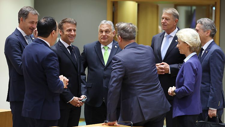 Ungarns Ministerpräsident Orban droht, EU-Gelder für die Ukraine zu blockieren.