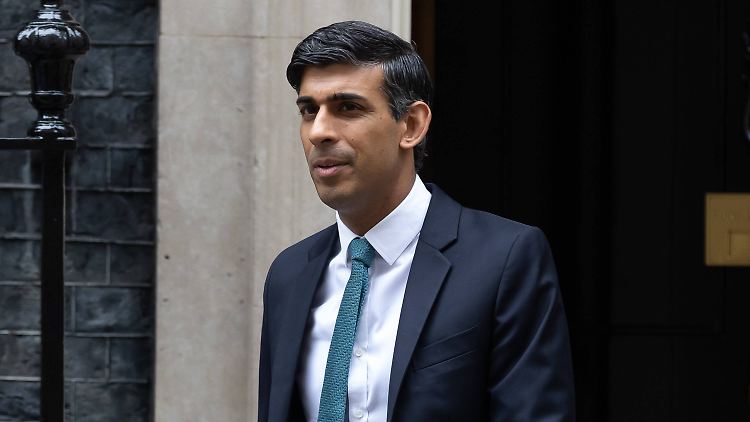 Das gemeinsame Vermögen von Sunak und Murthy wird auf 730 Millionen Pfund (etwa 838 Mio. Euro) geschätzt.