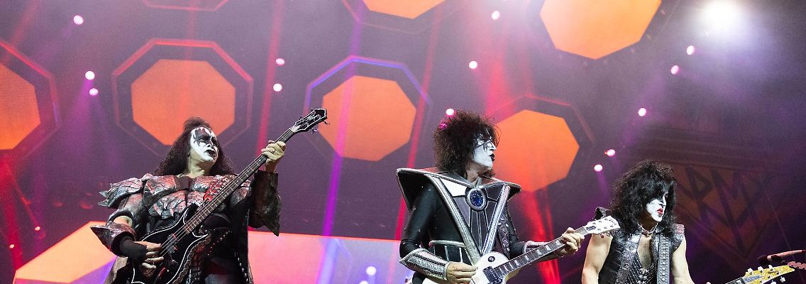 Kiss begeistern ihre Fans in Köln.