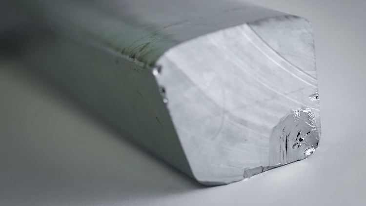 Da Germanium etwa für Nachtsichtgeräte benötigt wird, hat der Rohstoff auch eine militärische Bedeutung. 