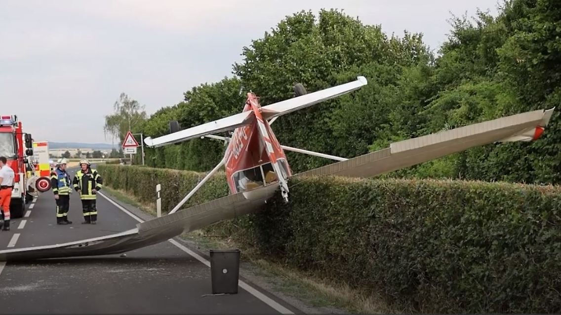 flugzeug1.JPG