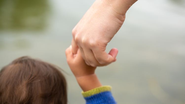 Ab 150.000 Euro zu versteuerndem Einkommen bei einem Paar soll es künftig kein Elterngeld mehr geben.