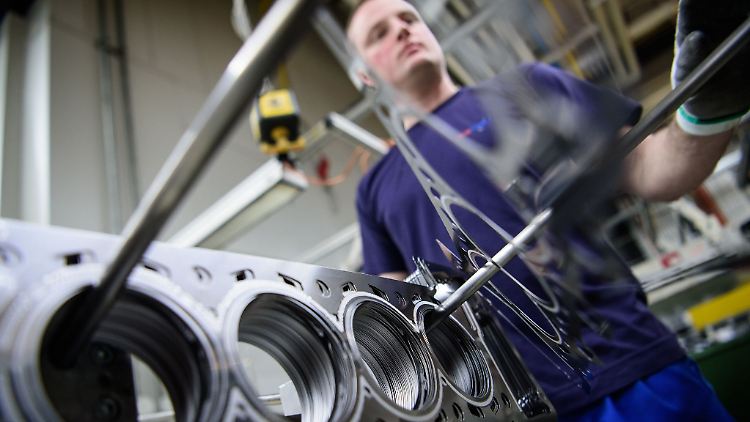 Die Krise in der Automobilzulieferindustrie schlägt sich in immer mehr Insolvenzen und neuen Stellenabbau-Plänen nieder.