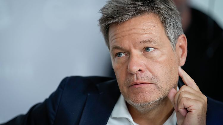 Habeck sieht inhaltlich keinen Änderungsbedarf am Gesetz mehr, die Union durchaus.