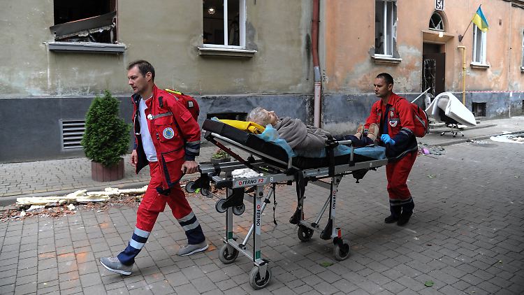 42 Menschen wurden bei dem Angriff in der Nacht auf Donnerstag verletzt, darunter auch drei Kinder.