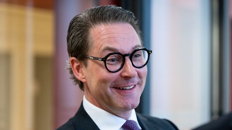 "Mir war so, als hätte es sich um einen Antrag von uns gehandelt", sagt Scheuer zu Vorwürfen, er habe mit der AfD gestimmt. 