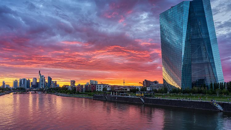 EZB-Zentrale in Frankfurt: Für Juli ist eine weitere Zinserhöhung schon angekündigt. 