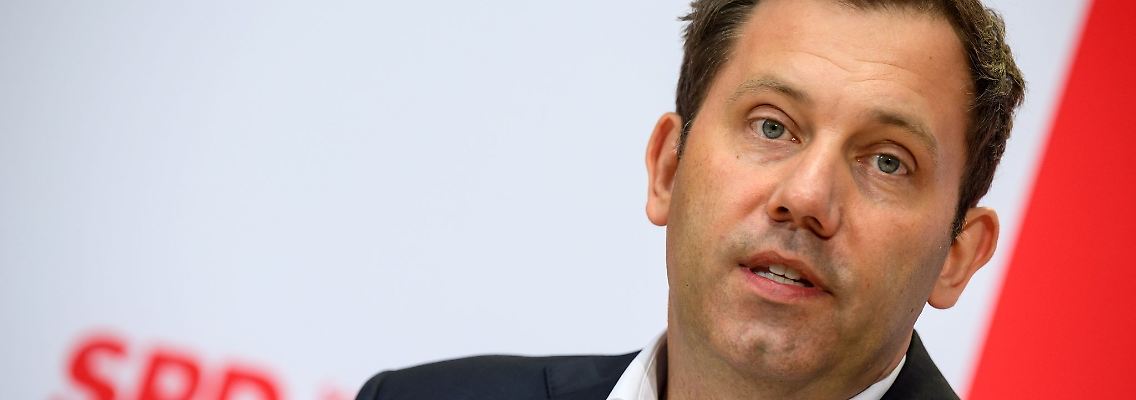SPD-Chef Lars Klingbeil hat sich zum Nato-Beitritt der Ukraine geäußert.