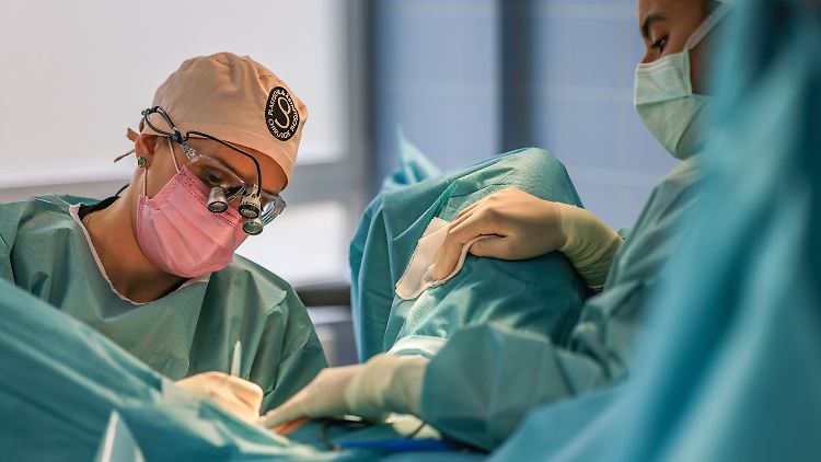 Die Frage ist: Warum legt sich jemand dafür unters Messer?