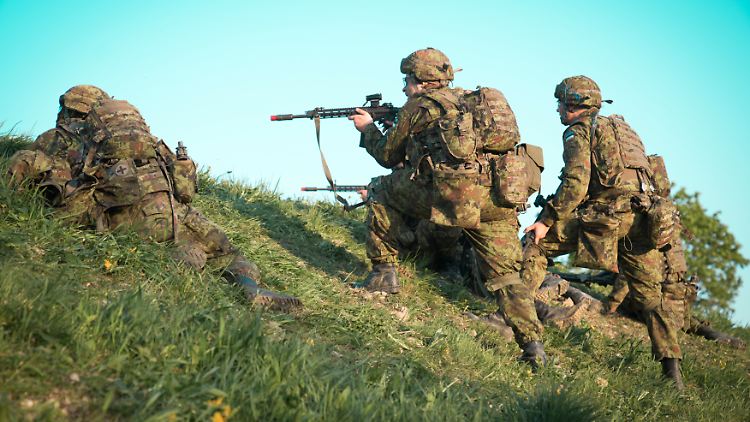 Estnische Soldaten während einer NATO-Übung im Mai.