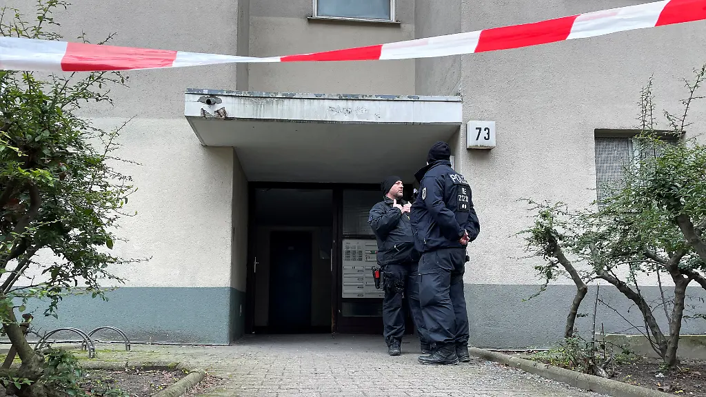 8e0be50a85cb9fc0cd0ba03e822635cf