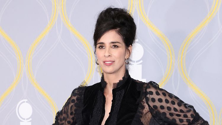 Sarah Silverman wirft KI-Entwicklern eine Verletzung des Urheberrechts vor.