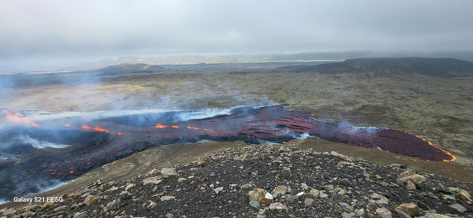 Zum dritten Mal innerhalb von zweieinhalb Jahren erlebt Island einen Vulkanausbruch in der Nähe der Hauptstadt Reykjavik.