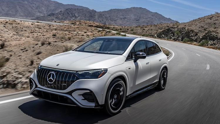 Mercedes hat die Elektro-Reihe EQE SUV um die AMG-Version 53 erweitert.