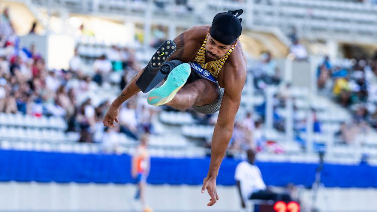 Leon Schäfer holt bei der Para-WM das erste Gold für Deutschland.