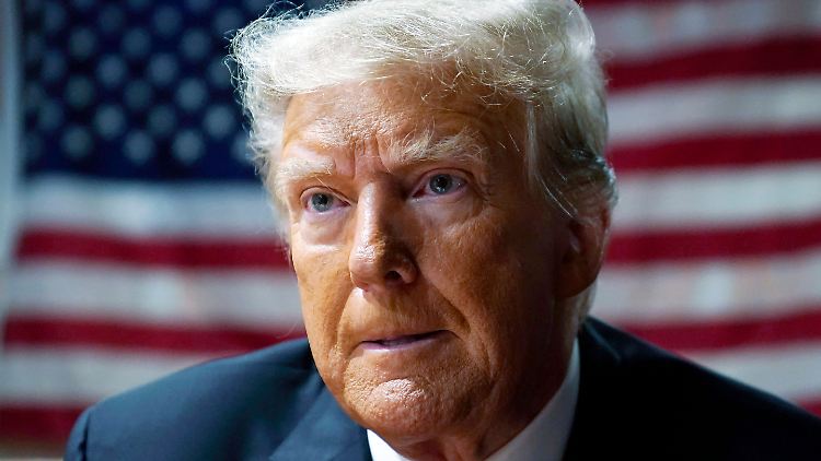 Der Fall sei "ungewöhnlich" und "komplex", geben Trumps Anwälte zu Protokoll. 