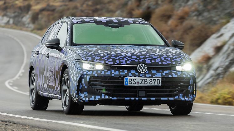 Nach ersten Eindrücken vermittelt das Fahrwerk des neuen VW Passat einen hohen Langstreckenkomfort.