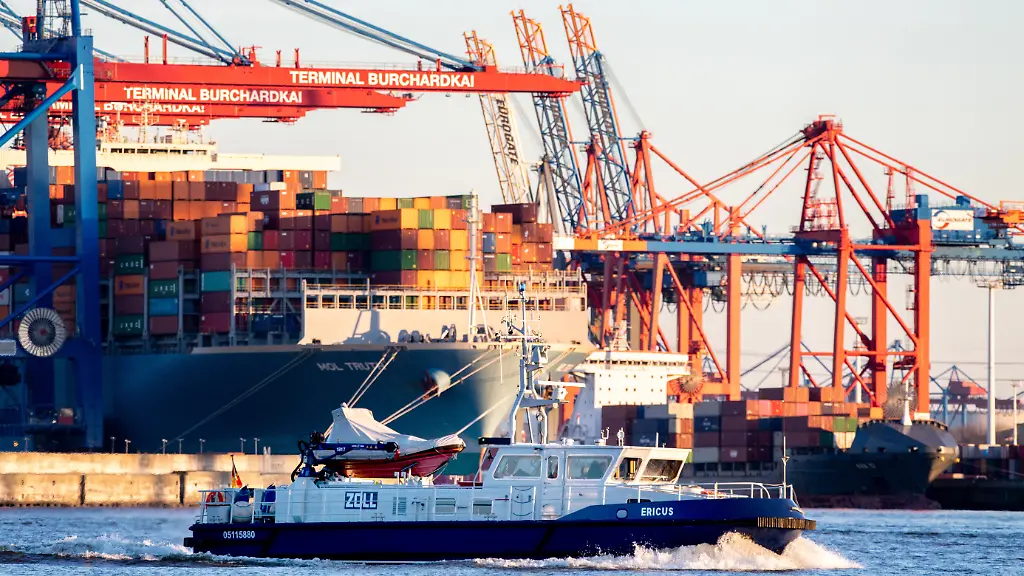 Immer-mehr-Drogen-werden-ueber-die-deutschen-Haefen-nach-Europa-geschmuggelt-Im-Rekordjahr-2021-beschlagnahmte-der-Zoll-alleine-in-Hamburg-19-Tonnen-Kokain