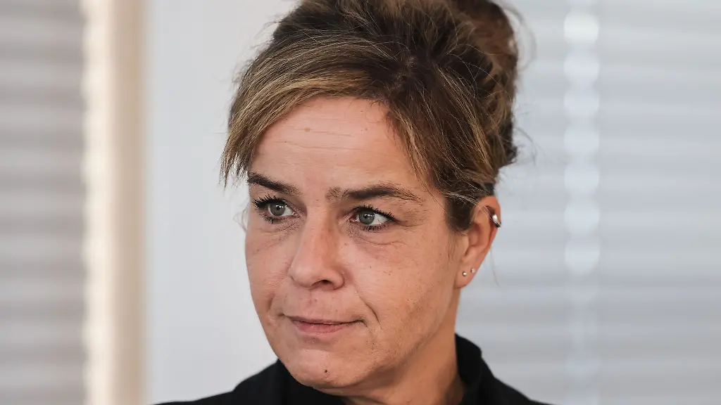 Mona-Neubaur-Buendnis-90-Die-Gruenen-Ministerin-fuer-Wirtschaft-Industrie-Klimaschutz-aeussert-sich-auf-einer-Pressekonferenz-zur-Lage-der-Wirtschaft-in-Nordrhein-Westfalen