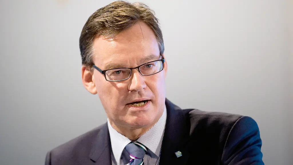 Der-Praesident-GdW-Bundesverband-deutscher-Wohnungs-und-Immobilienunternehmen-Axel-Gedaschko-kritisiert-eine-totale-Intransparenz-bei-der-Fernwaermeversorgung-und-weist-Mieter-auf-ihre-Rechte-hin