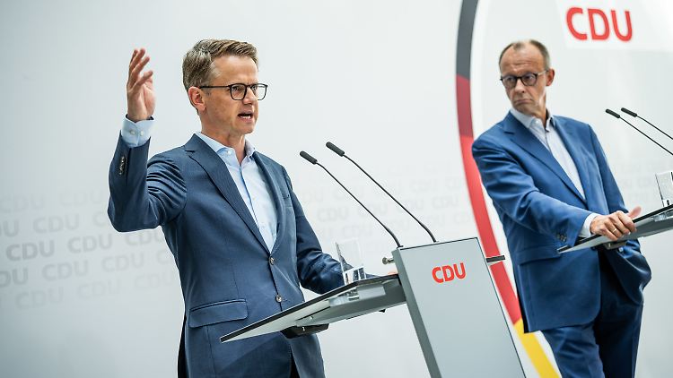 Linnemann und Merz haben viele ähnliche Eigenschaften - dass der Paderborner Generalsekretär wird, stärkt den konservativen und wirtschaftsliberalen Flügel der CDU.