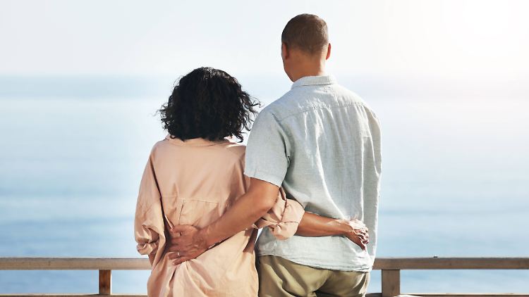 Ein Reformmodell könne das Realsplitting sein, bei dem ein Freibetrag zwischen den Ehepartnern steuermindernd übertragen werden könne. 