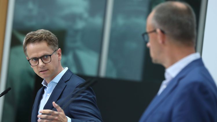 Linnemann und Merz bei ihrem gemeinsamen Auftritt am Mittwoch.