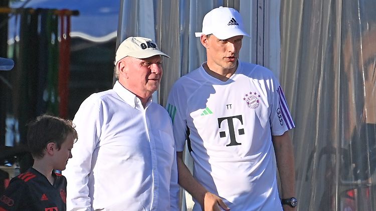 Zwei wichtige Leute für die Bayern-Kaderplanung: Hoeneß und Tuchel.