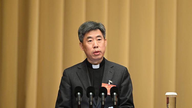 Joseph Shen Bin war ehemals Bischof von Haimen - nun füllt er das Amt in Shanghai aus.