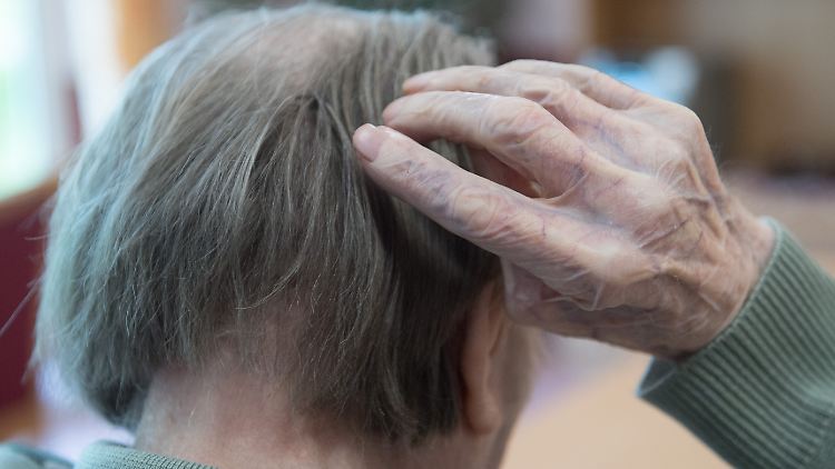 Für den Konzern zeigen die Daten, dass eine frühere Erkennung und Diagnose den Verlauf von Alzheimer wirklich verändern könne.