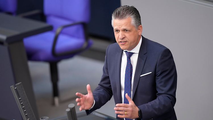 Theoretisch hätten 35 Millionen Afghanen das Recht, in Deutschland aufgenommen zu werden, so Frei.