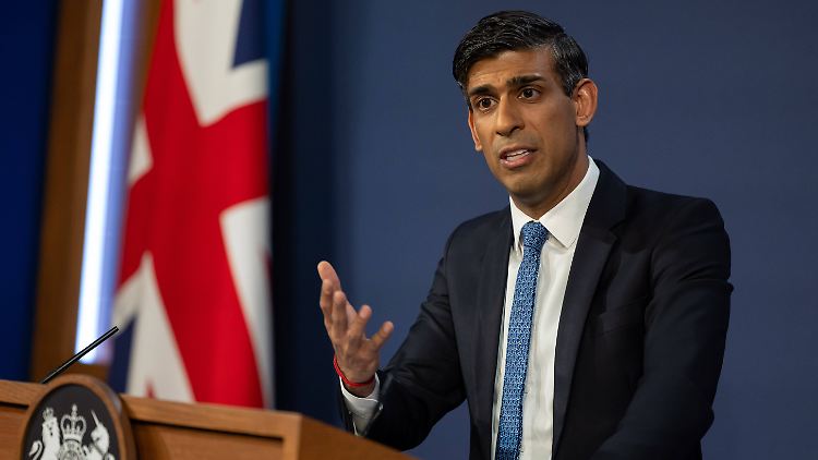 "Im Namen des britischen Staats entschuldige ich mich", sagte Sunak.