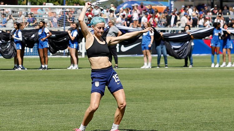 Rapinoe bei der Verabschiedung des US-Teams in den USA.