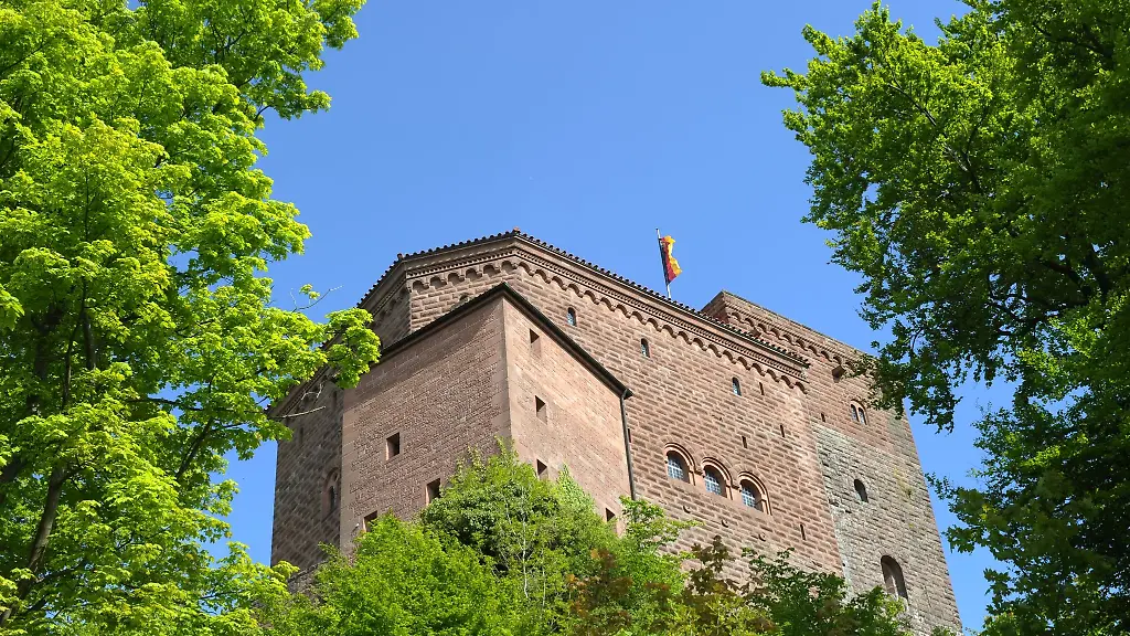 Die-Burg-Trifels-am-Freitag-21-05-2010-in-Annweiler-Rheinland-Pfalz