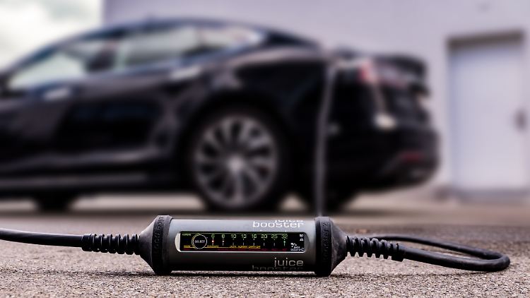 Klassiker unter den mobilen Wallboxen: Der Juice Booster ist kaum kaputt zu bekommen.