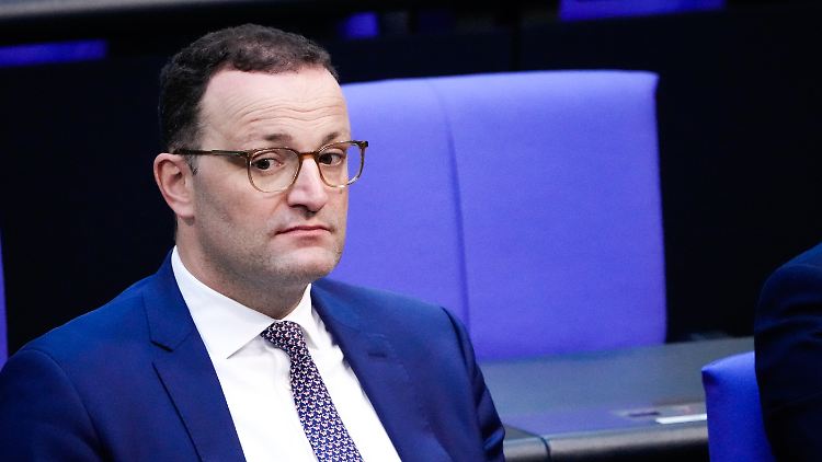 Hatte sich einst eine Villa in Berlin zugelegt, die er später mit Verlust wieder verkaufte: Jens Spahn.