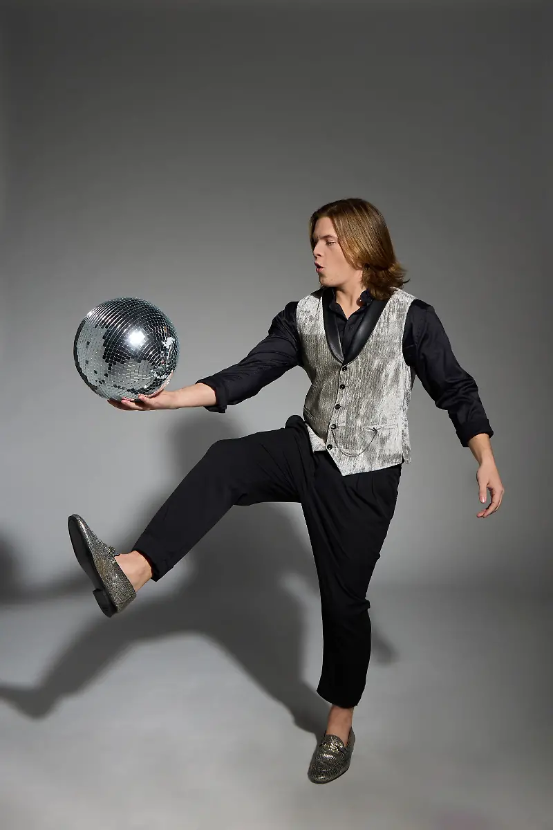 13533773-086b-4b86-a646-0b699e44f284-73a2db5c-aadb-40eb-842a-61a9f4b8ff49