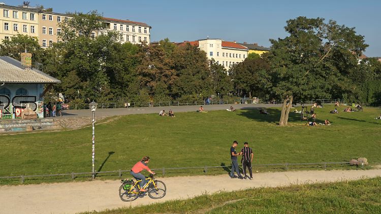 Zuständig für den Fall ist die Ermittlungsgruppe "Calor" des Landeskriminalamts. 