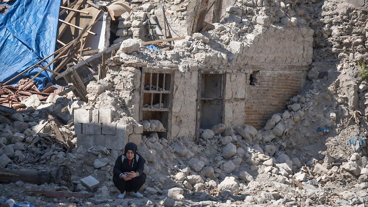 Schwerste Naturkatastrophe des Jahres war bislang das Erdbeben im türkisch-syrischen Grenzgebiet, das im Februar geschätzt 58.000 Menschenleben forderte.