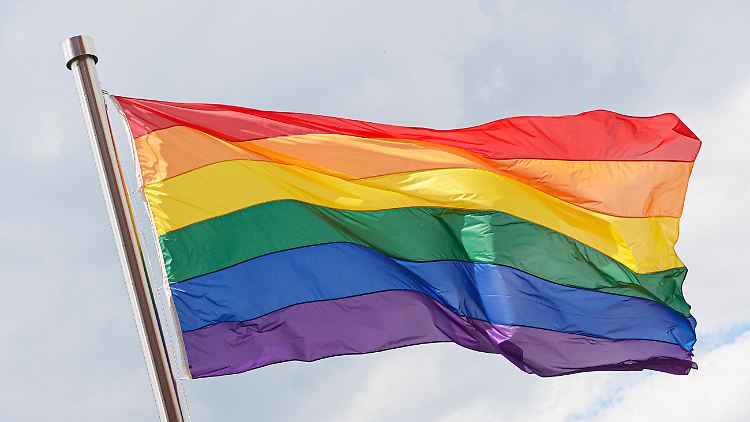 Auch der örtliche Verband queerNB reagierte erschüttert.