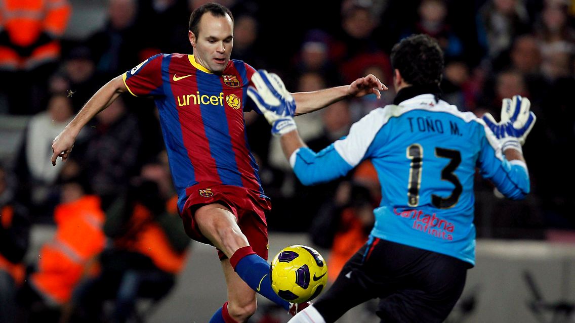 Schlusspunkt (I): Andres Iniesta erzielte im Camp Nou den 3:0-Endstand.